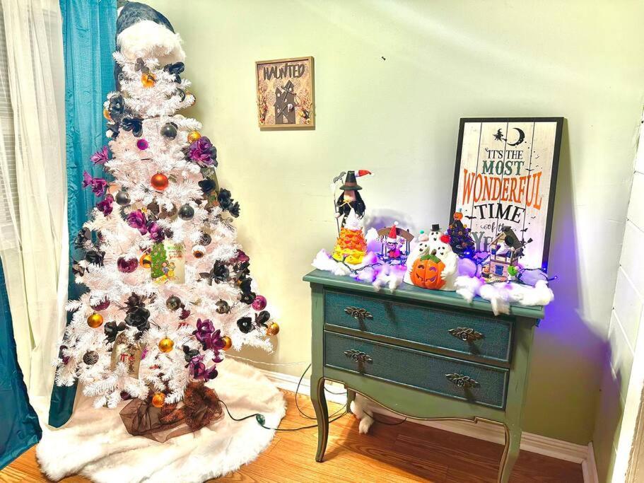 Spacious Downtown Jackson Retreat- Historic Hangout Екстер'єр фото