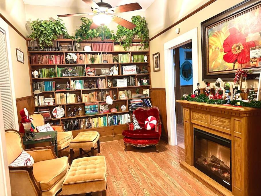 Spacious Downtown Jackson Retreat- Historic Hangout Екстер'єр фото