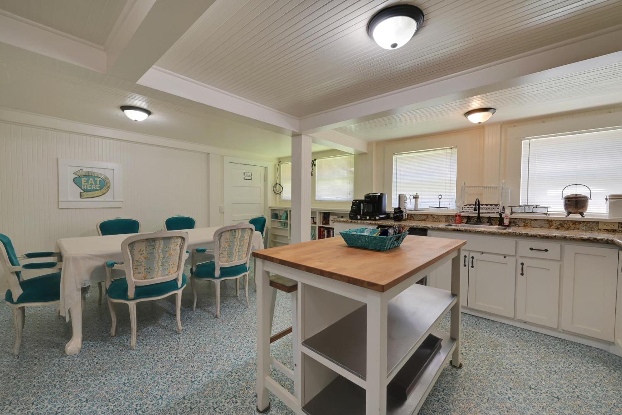 Spacious Downtown Jackson Retreat- Historic Hangout Екстер'єр фото